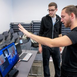 Eddigi évekhez képest sikeresebb nyílt napot tud a háta mögött a Műszaki és Informatikai Kar!