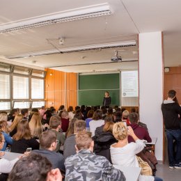 Eddigi évekhez képest sikeresebb nyílt napot tud a háta mögött a Műszaki és Informatikai Kar!